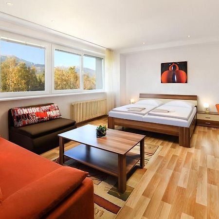 Hotel Academia Stara Lesna Bagian luar foto